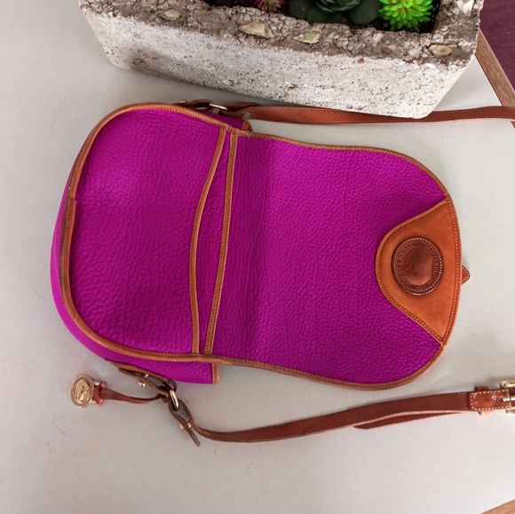 Dooney & Bourke Vogue Saddle Flap Bag 1990's - Picture 6 of 12